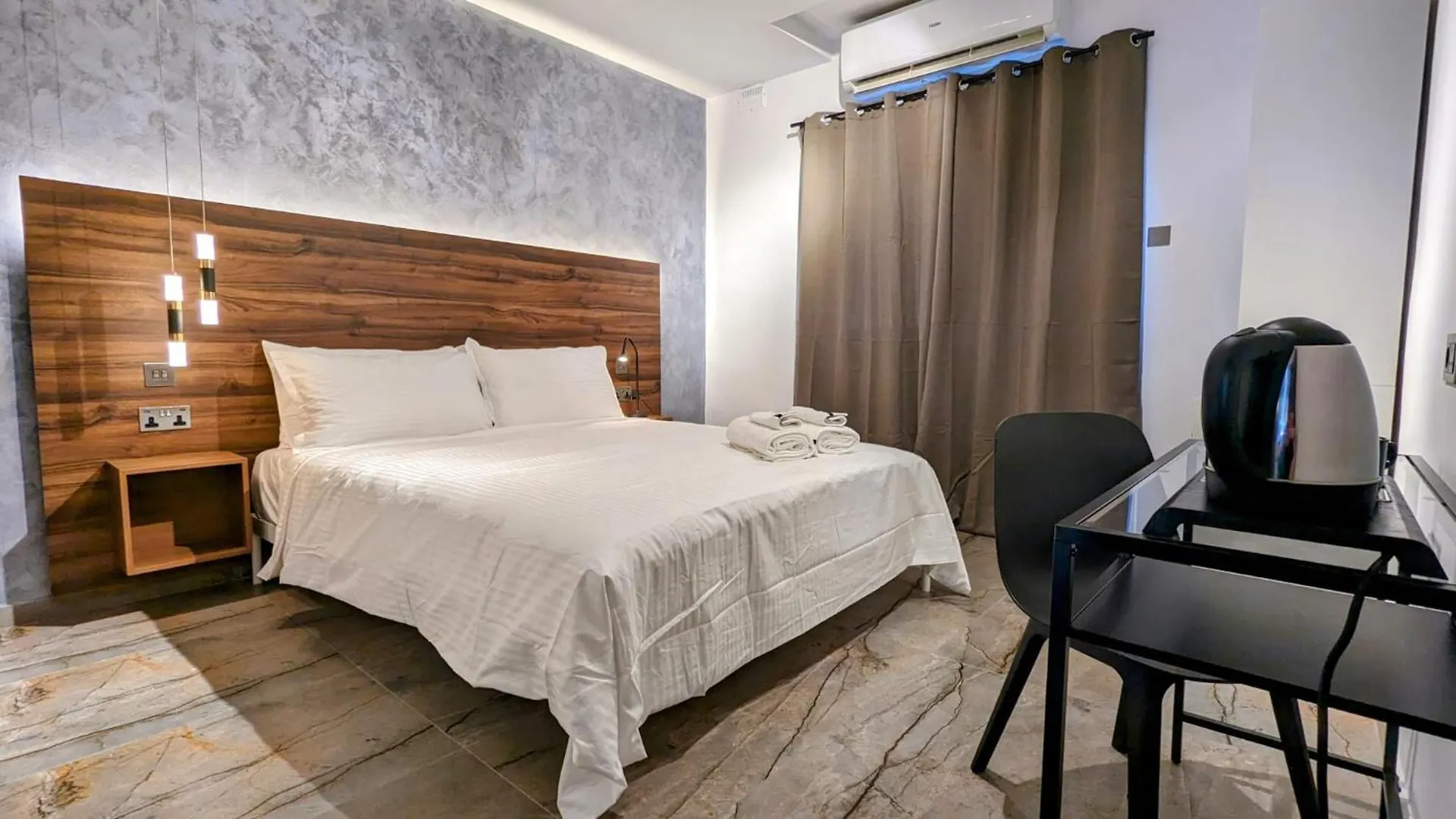 De La Croix Hotel Saint Julian's